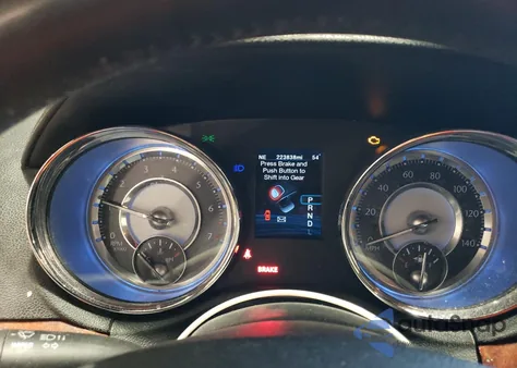 2012 Chrysler 300 z USA, uszkodzony, nr VIN 2C3CCAAG0CH312720